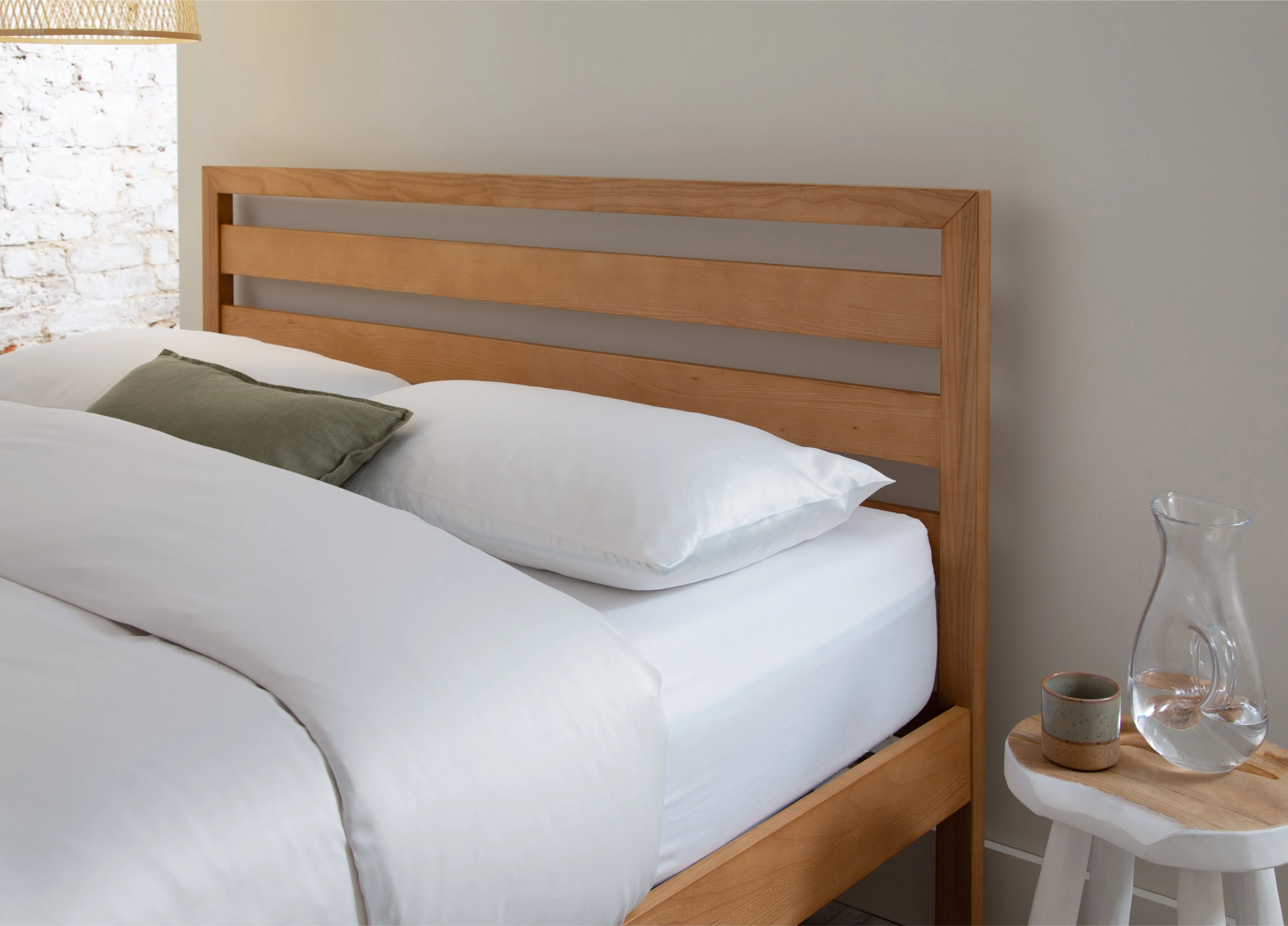 Ashdown Solid Ash Bed - Image 3