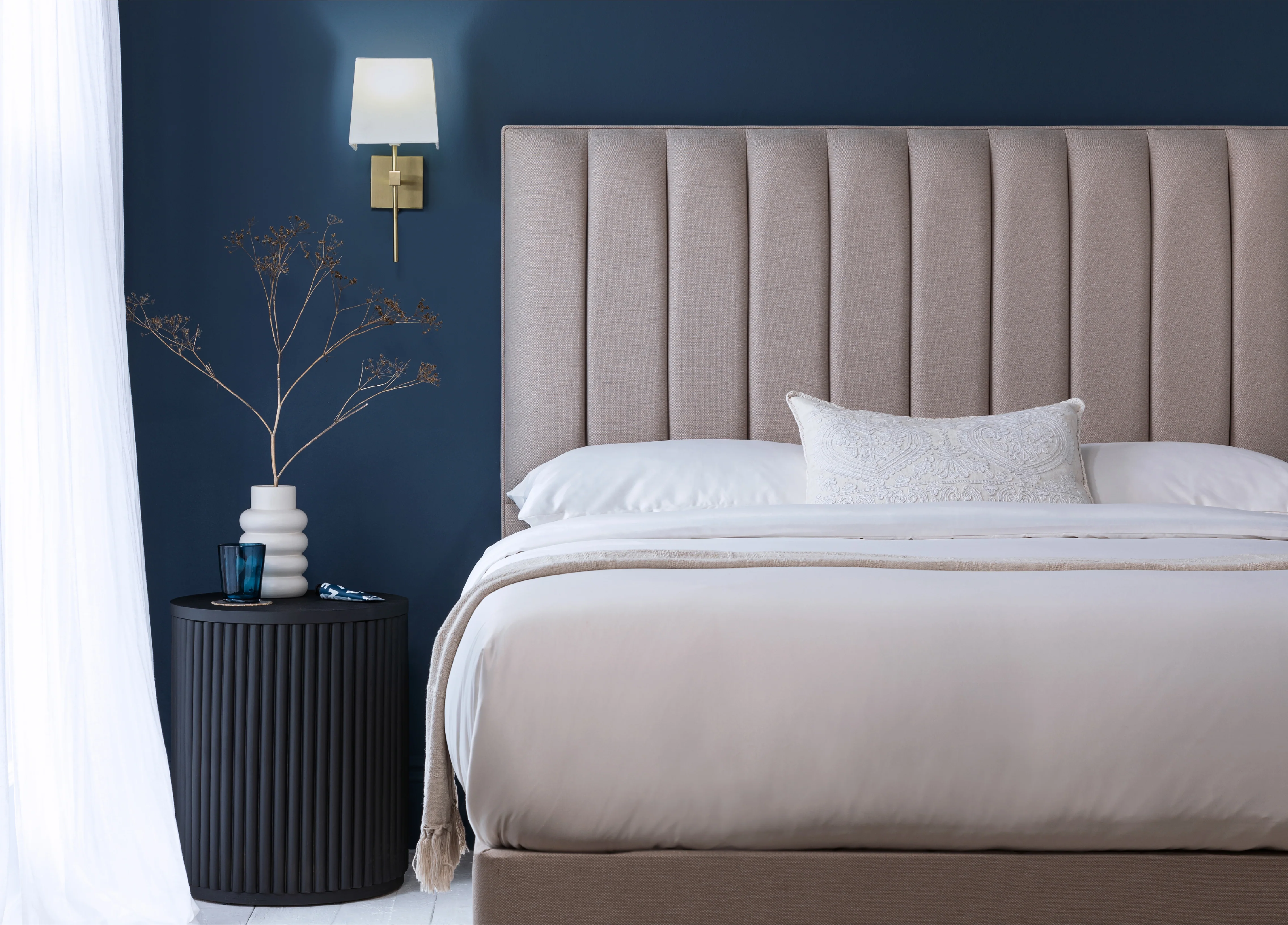 Hebden Bed Caramel - Image 3